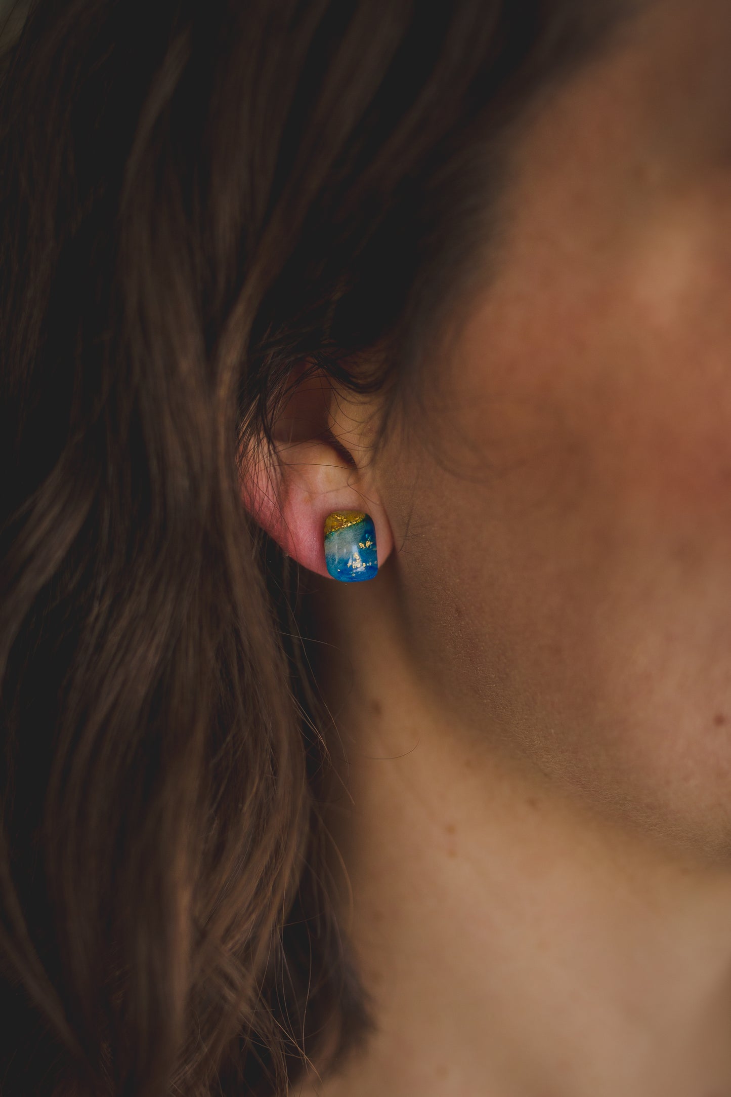 Ellie Micro Studs - Blue & Yellow